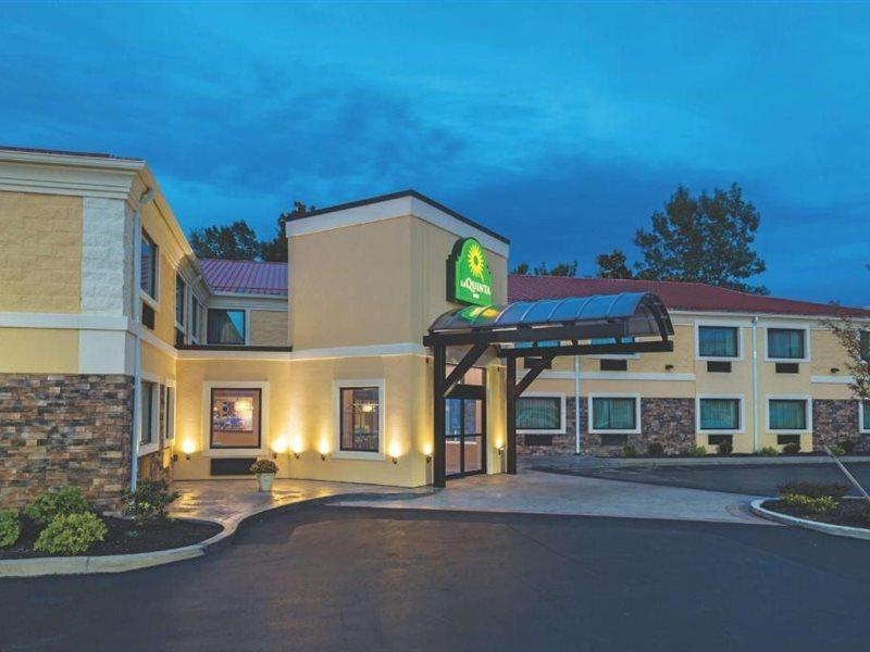 La Quinta By Wyndham Buffalo Airport