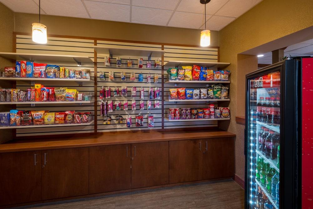 La Quinta By Wyndham Buffalo Airport Williamsville