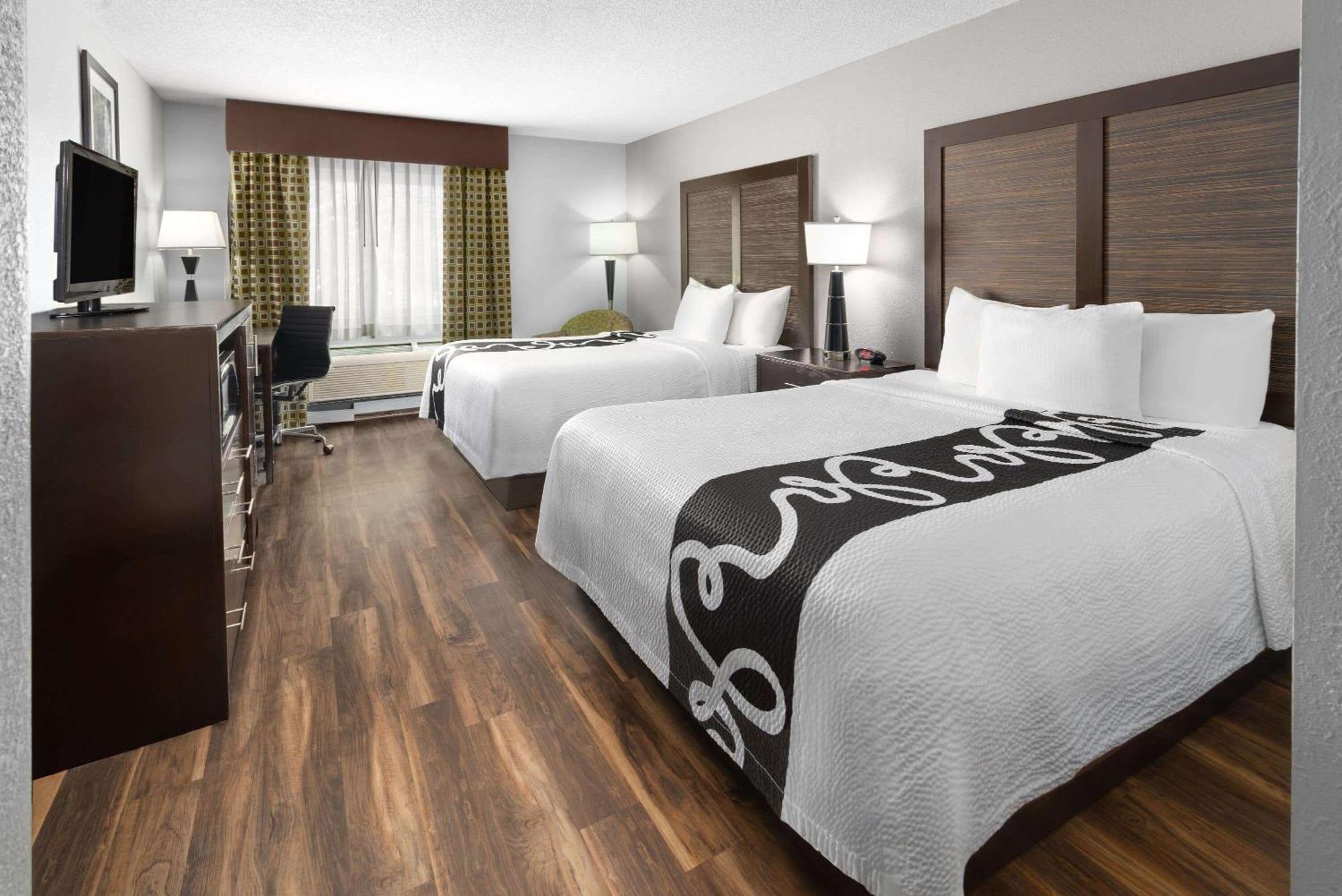La Quinta By Wyndham Buffalo Airport