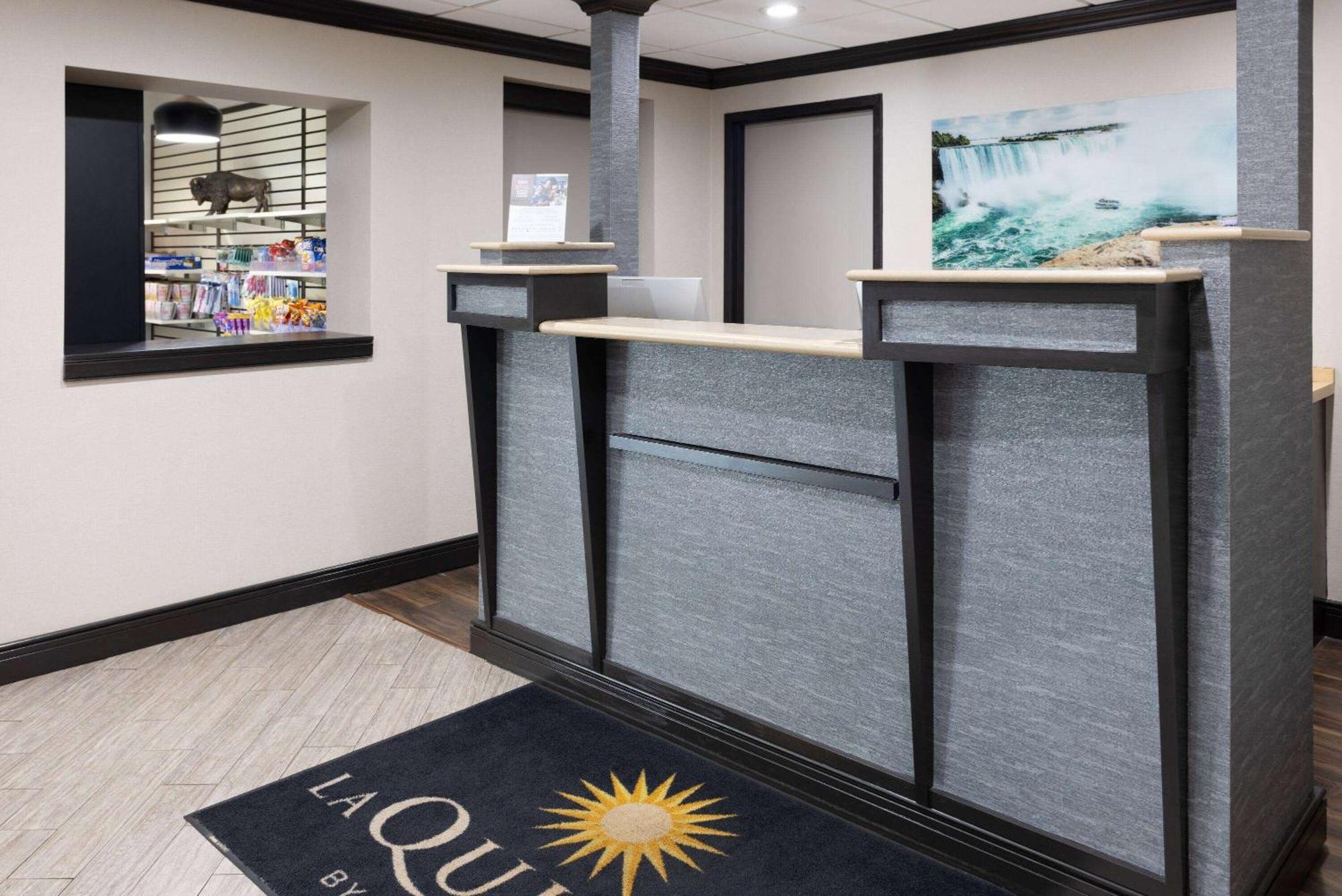 La Quinta By Wyndham Buffalo Airport Hotel Williamsville